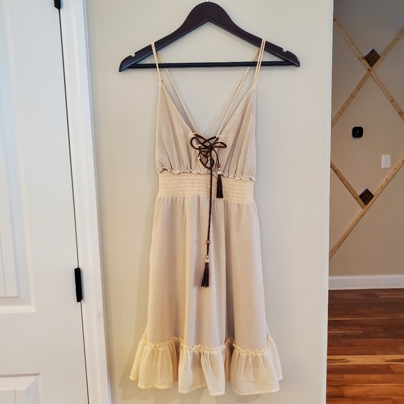 Wet Seal Boho Dress Ruffle Tiered Sleeveless Cream babydoll dress Medium - Picture 2 of 13